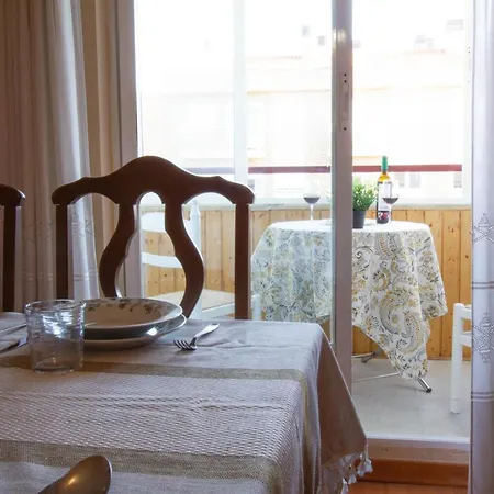 Apartment Acogedor Piso De 6 Camas *