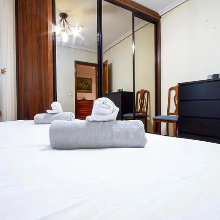 Acogedor Piso De 6 Camas Apartment